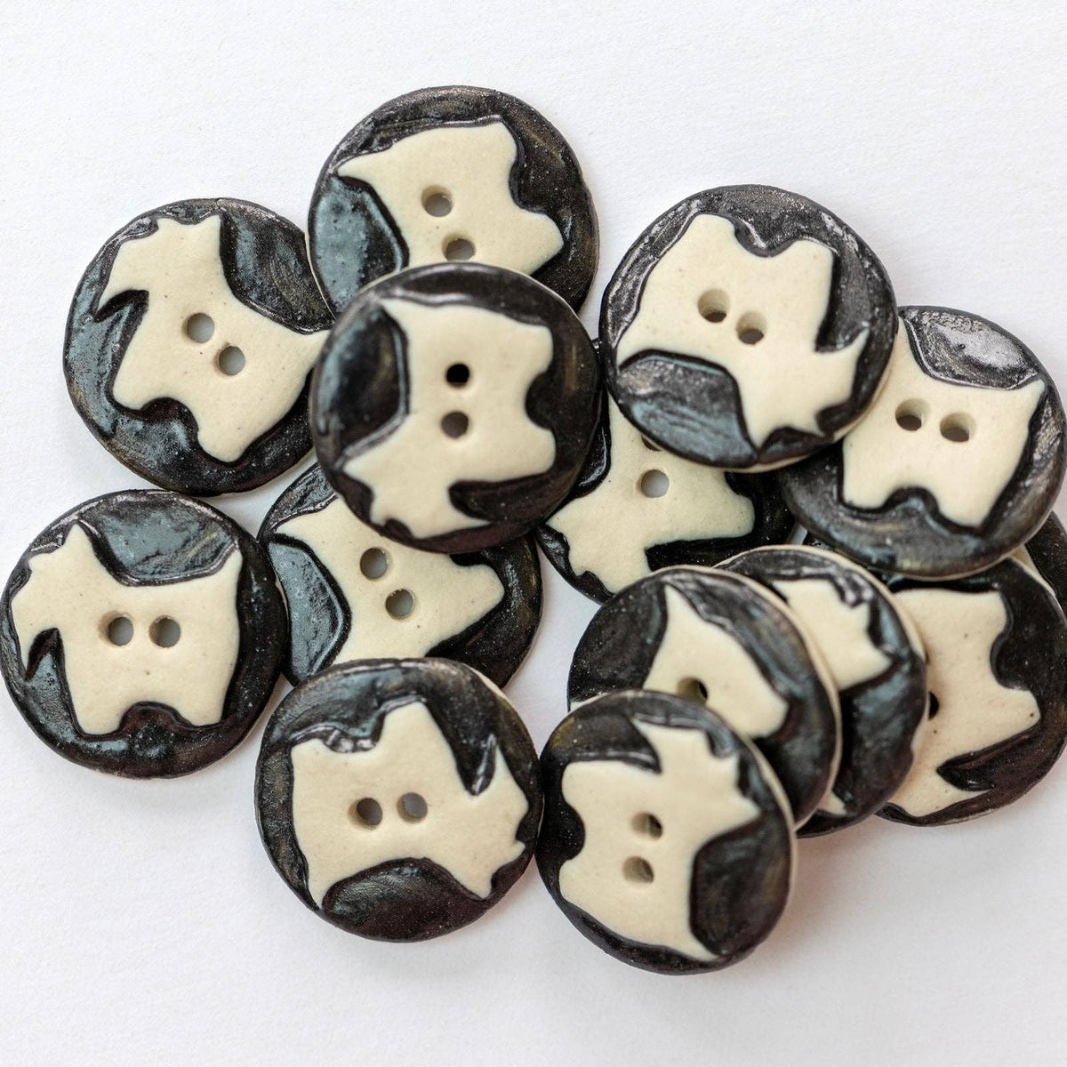 White Round Scotty Dog Buttons