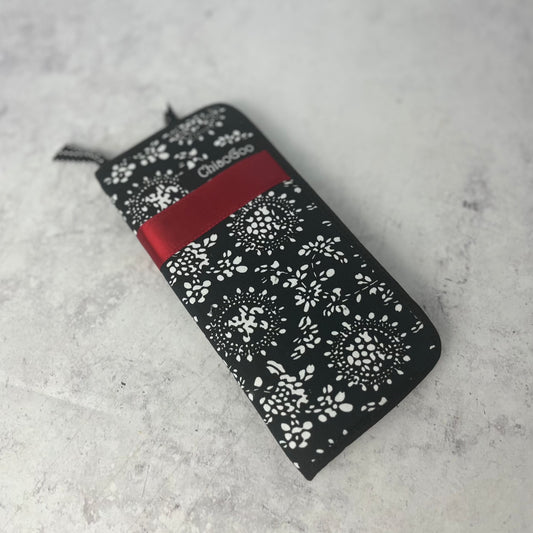 Chiagoo Sock Needle Case, closed.