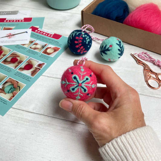 Christmas Baubles Needle Felting Kit