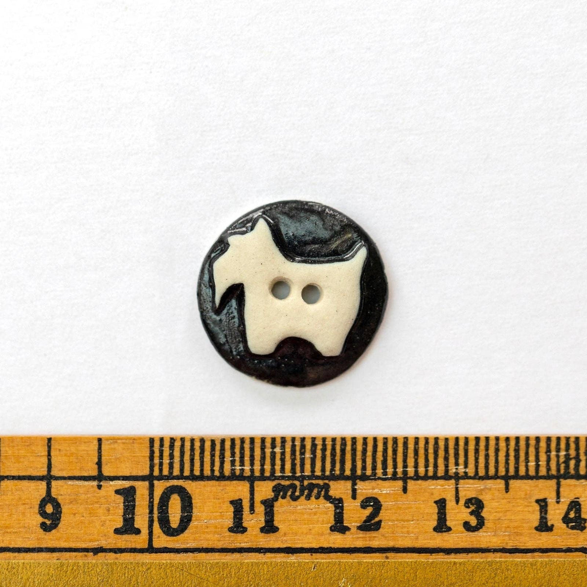 White Round Scotty Dog Buttons