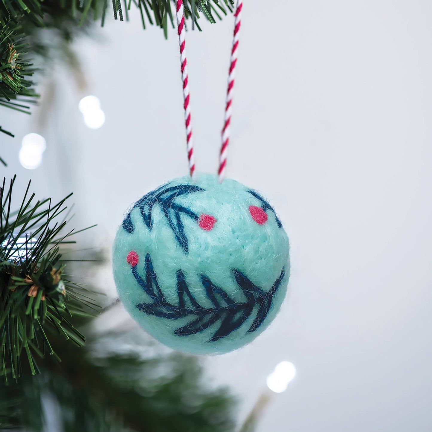 Christmas Baubles Needle Felting Kit
