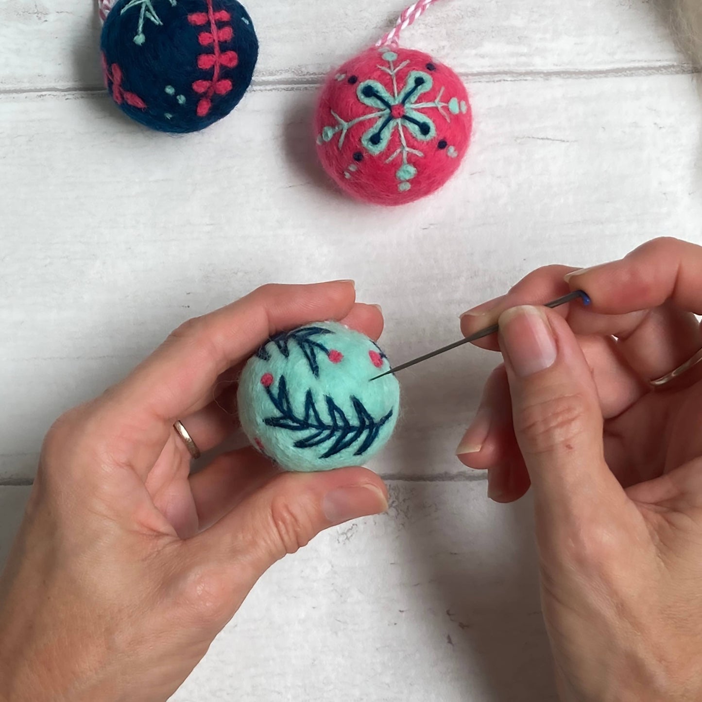 Christmas Baubles Needle Felting Kit