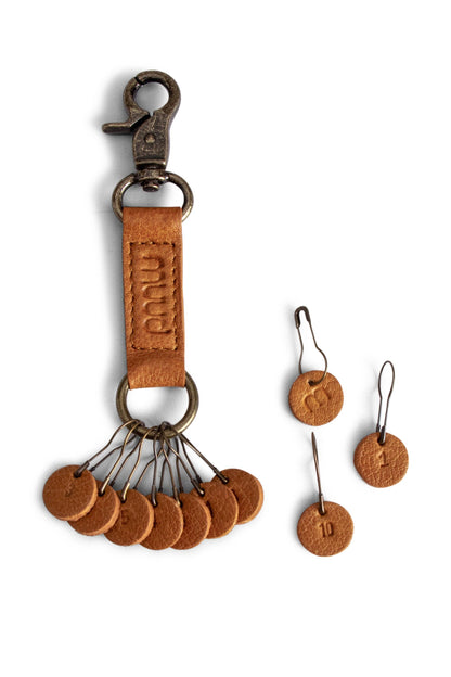 Feliz Stitch Markers: Whisky / One size