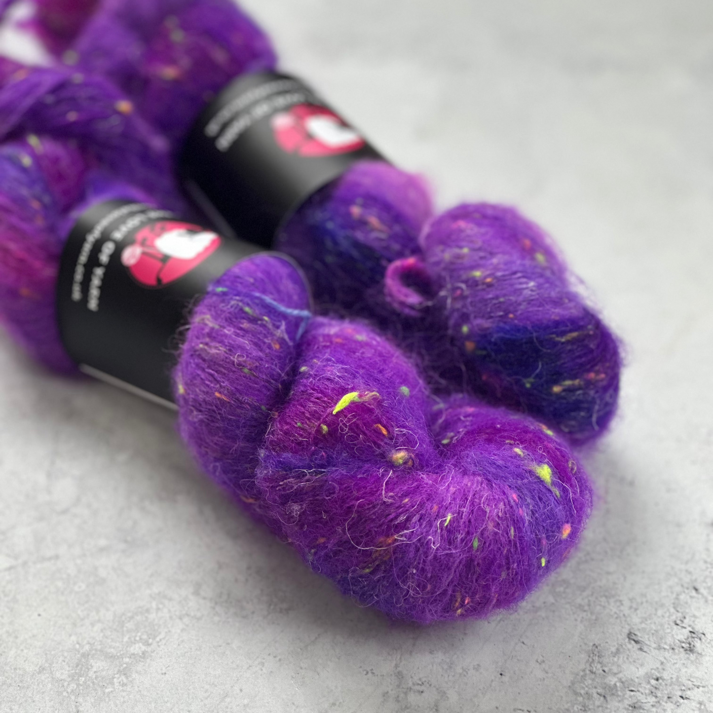 Neon Fluff: Arcane Mist