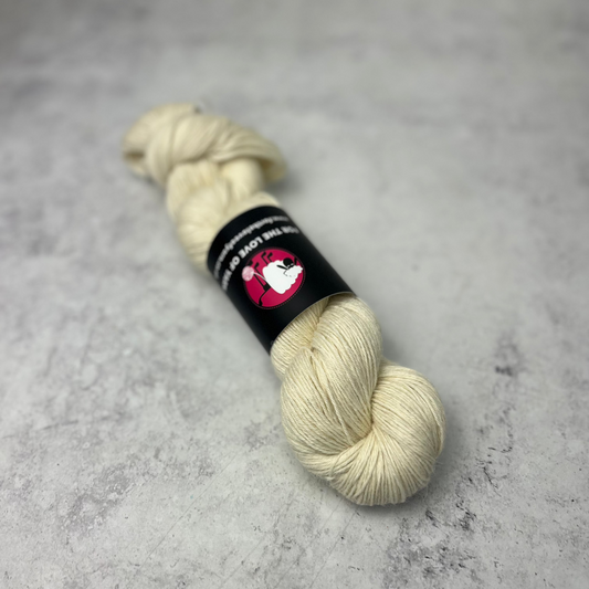 Undyed Baby Llama