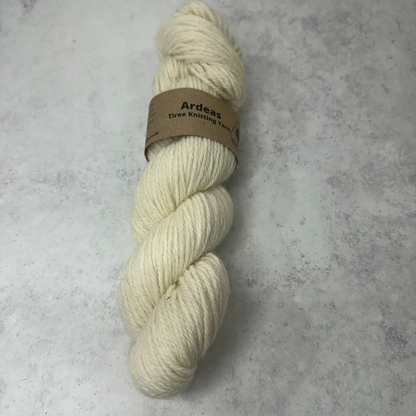Angry Triangle: Tiree Yarn