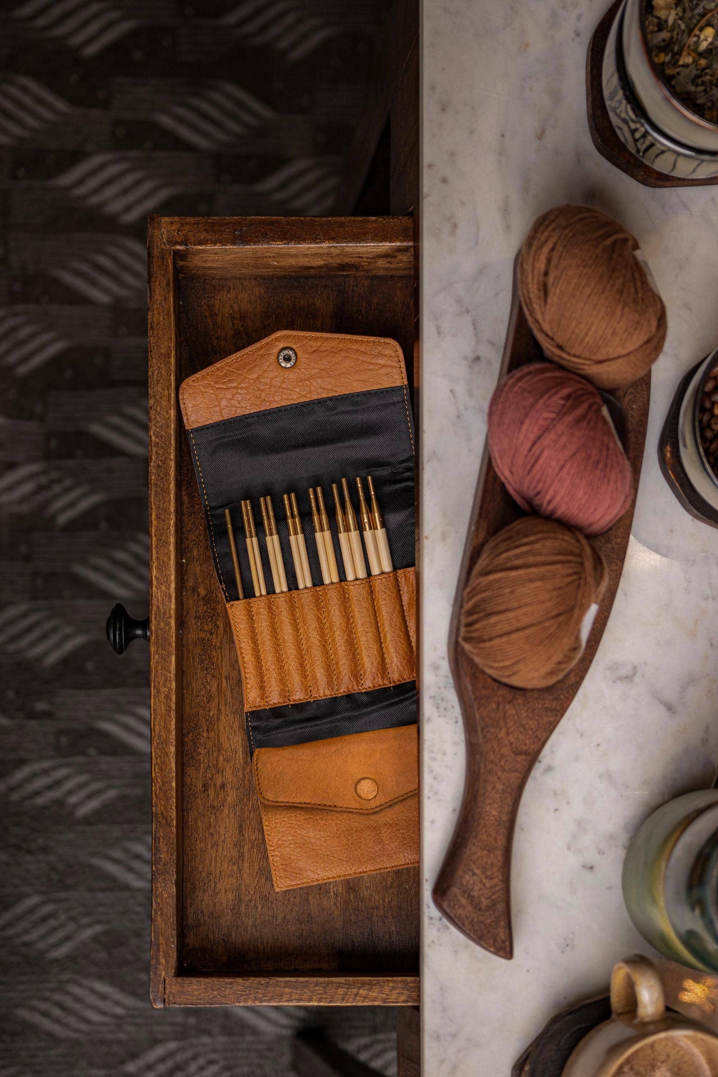Civ Needle Case: Black / One size