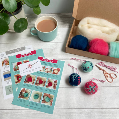 Christmas Baubles Needle Felting Kit